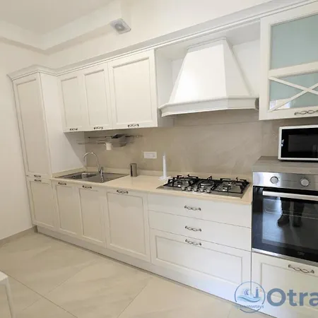 公寓 Dimora Lu Sule E Lu Mare, 200 M Dal Mare 奥特朗托