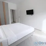 Lejlighed Dimora Lu Sule E Lu Mare, 200 M Dal Mare
