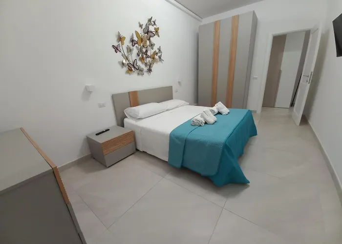 아파트 Dimora Lu Sule E Lu Mare, 200 M Dal Mare